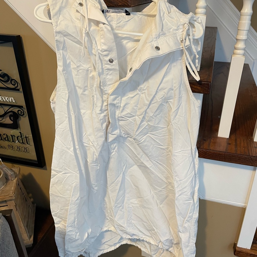 Zara Cream Sleeveless Blouse